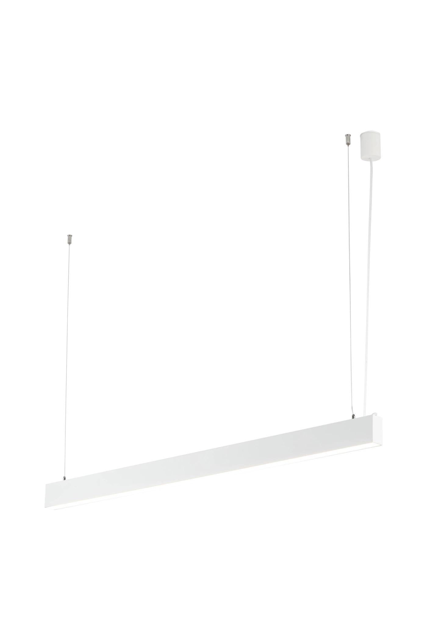   
                        
                        Люстра TK LIGHTING (Польша) 33470    
                         В стиле Хай-тек.  
                        Тип источника света: встроенный led-модуль, несъемный.                         Форма: Прямоугольник.                         Цвета плафонов и подвесок: Белый.                         Материал: Алюминий, Пластик.                          фото 2
