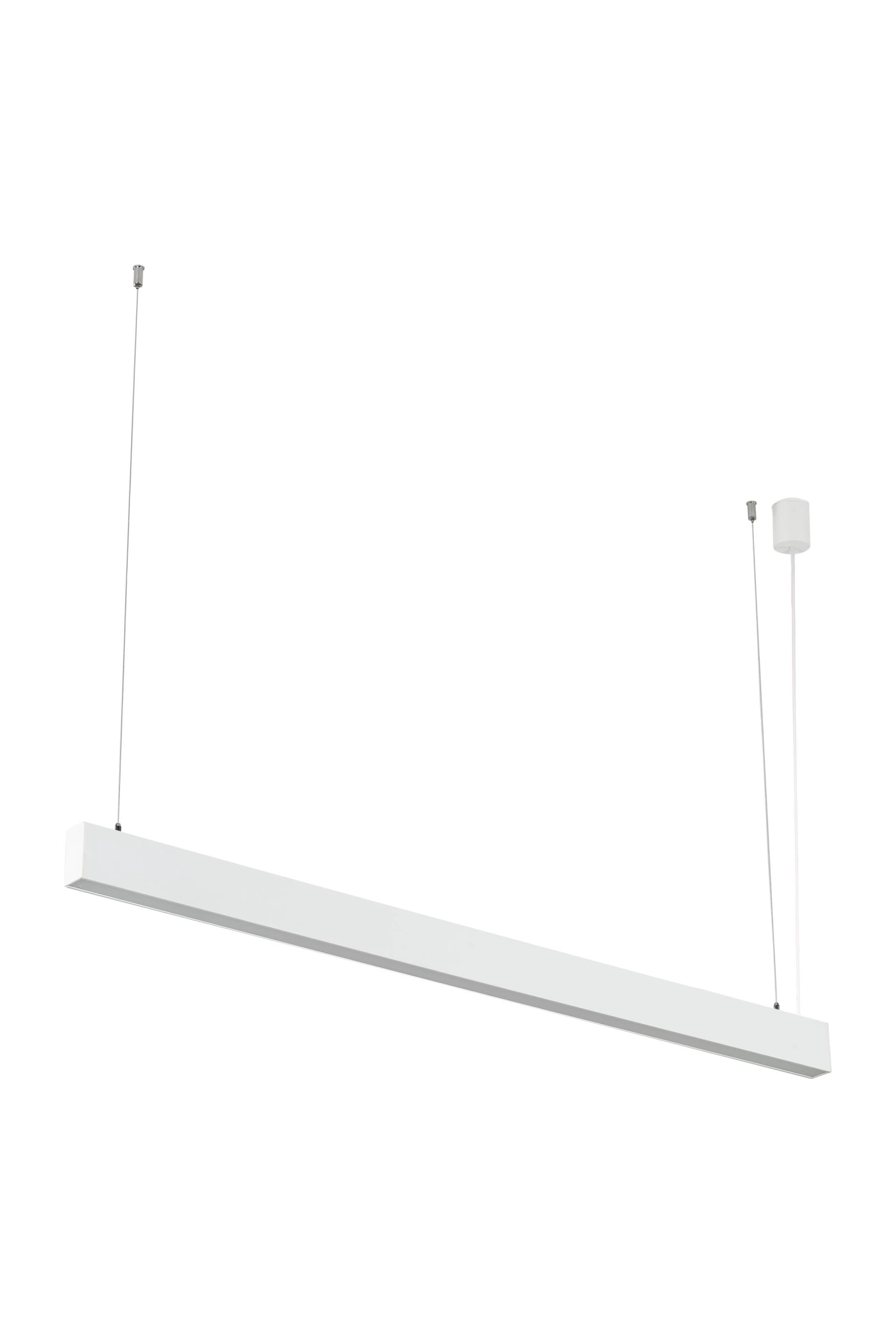   
                        
                        Люстра TK LIGHTING (Польша) 33470    
                         В стиле Хай-тек.  
                        Тип источника света: встроенный led-модуль, несъемный.                         Форма: Прямоугольник.                         Цвета плафонов и подвесок: Белый.                         Материал: Алюминий, Пластик.                          фото 4