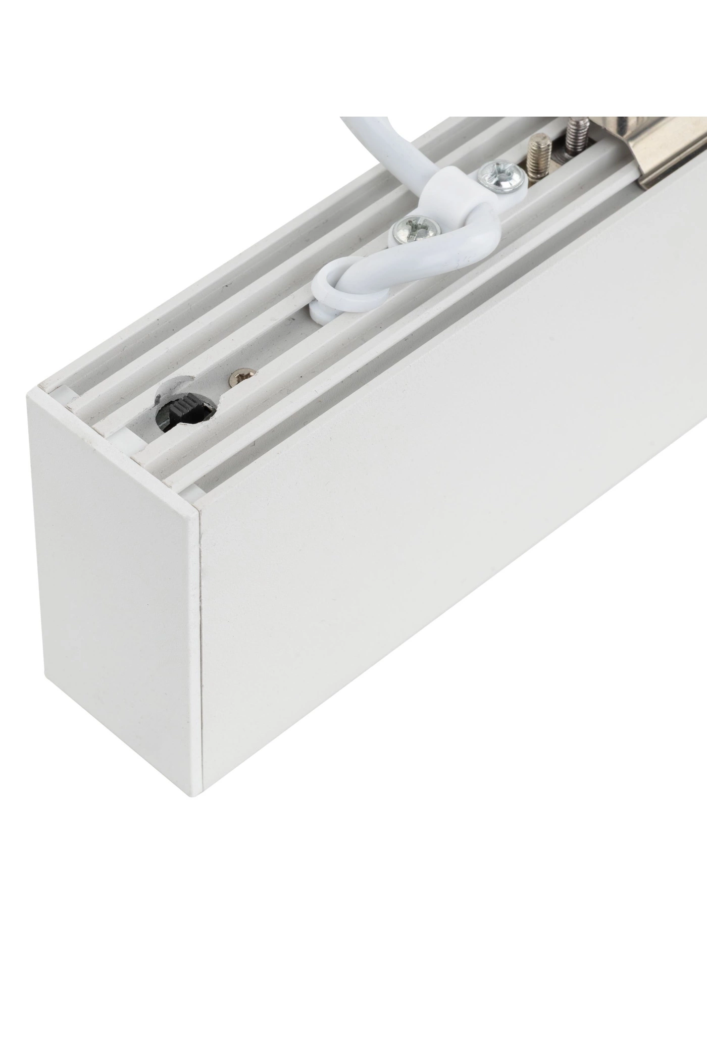   
                        
                        Люстра TK LIGHTING (Польша) 33470    
                         В стиле Хай-тек.  
                        Тип источника света: встроенный led-модуль, несъемный.                         Форма: Прямоугольник.                         Цвета плафонов и подвесок: Белый.                         Материал: Алюминий, Пластик.                          фото 6