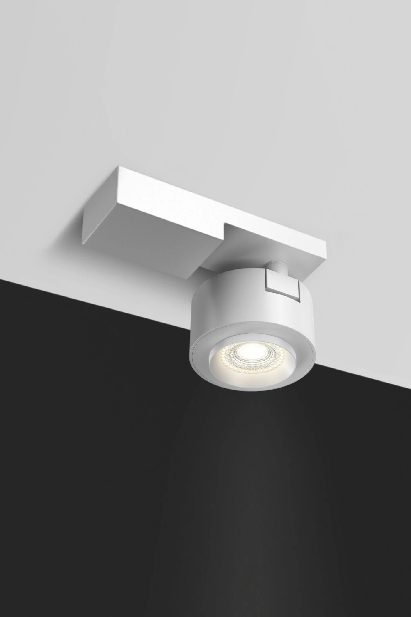   
                        
                        Точечный светильник MAYTONI (Германия) 33685    
                         в стиле Хай-тек.  
                        Тип источника света: встроенный led-модуль, несъемный.                         Форма: Прямоугольник.                         Цвета плафонов и подвесок: Белый.                         Материал: Алюминий.                          фото 3