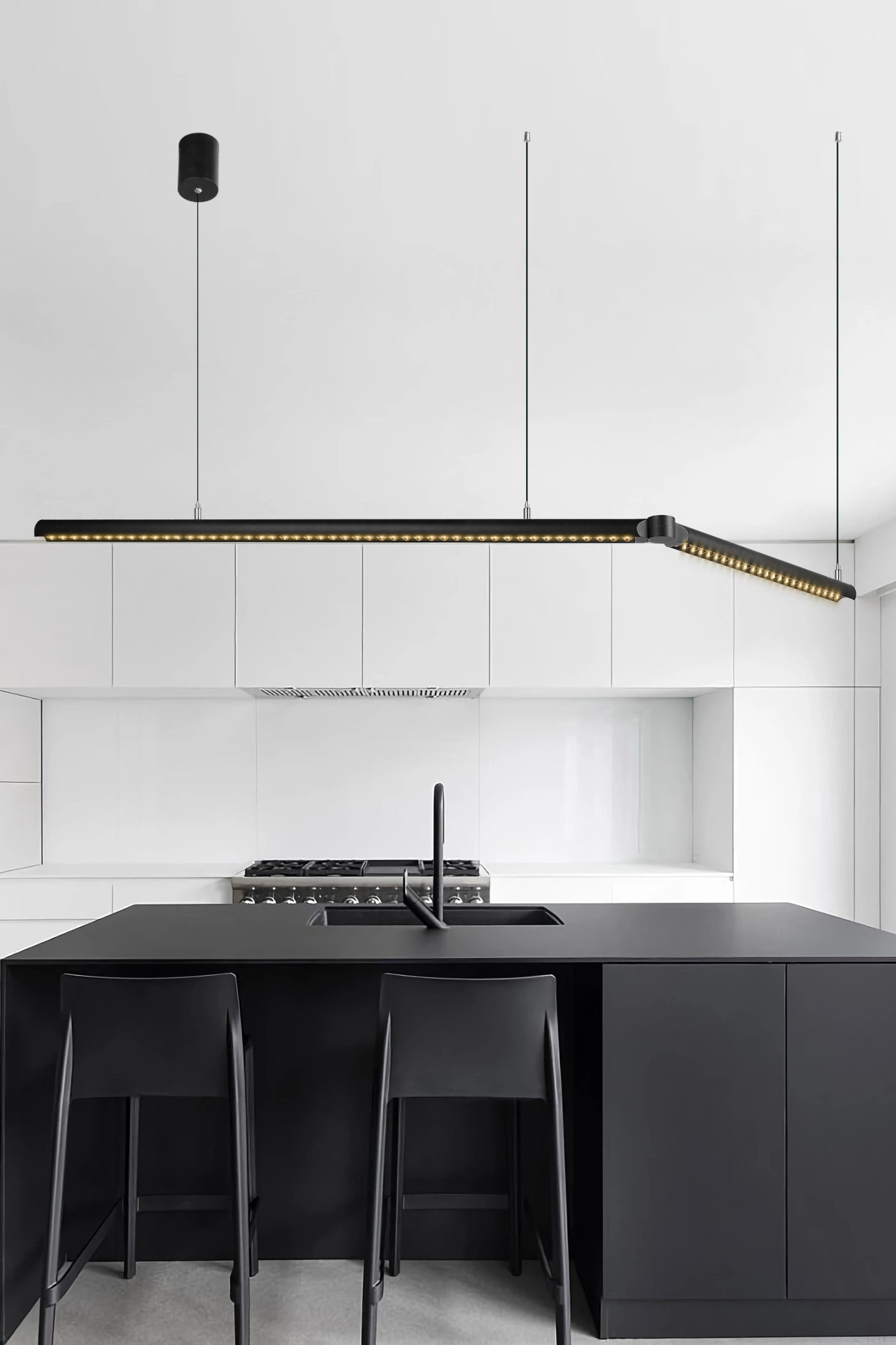   
                        
                        Люстра LAGUNA LIGHTING (Україна) 33775    
                         У стилі Хай-тек.  
                        Тип джерела світла: вбудований led-модуль, незмінний.                         Форма: Прямокутник.                         Кольори плафонів і підвісок: Чорний.                         Матеріал: Пластик.                          фото 2