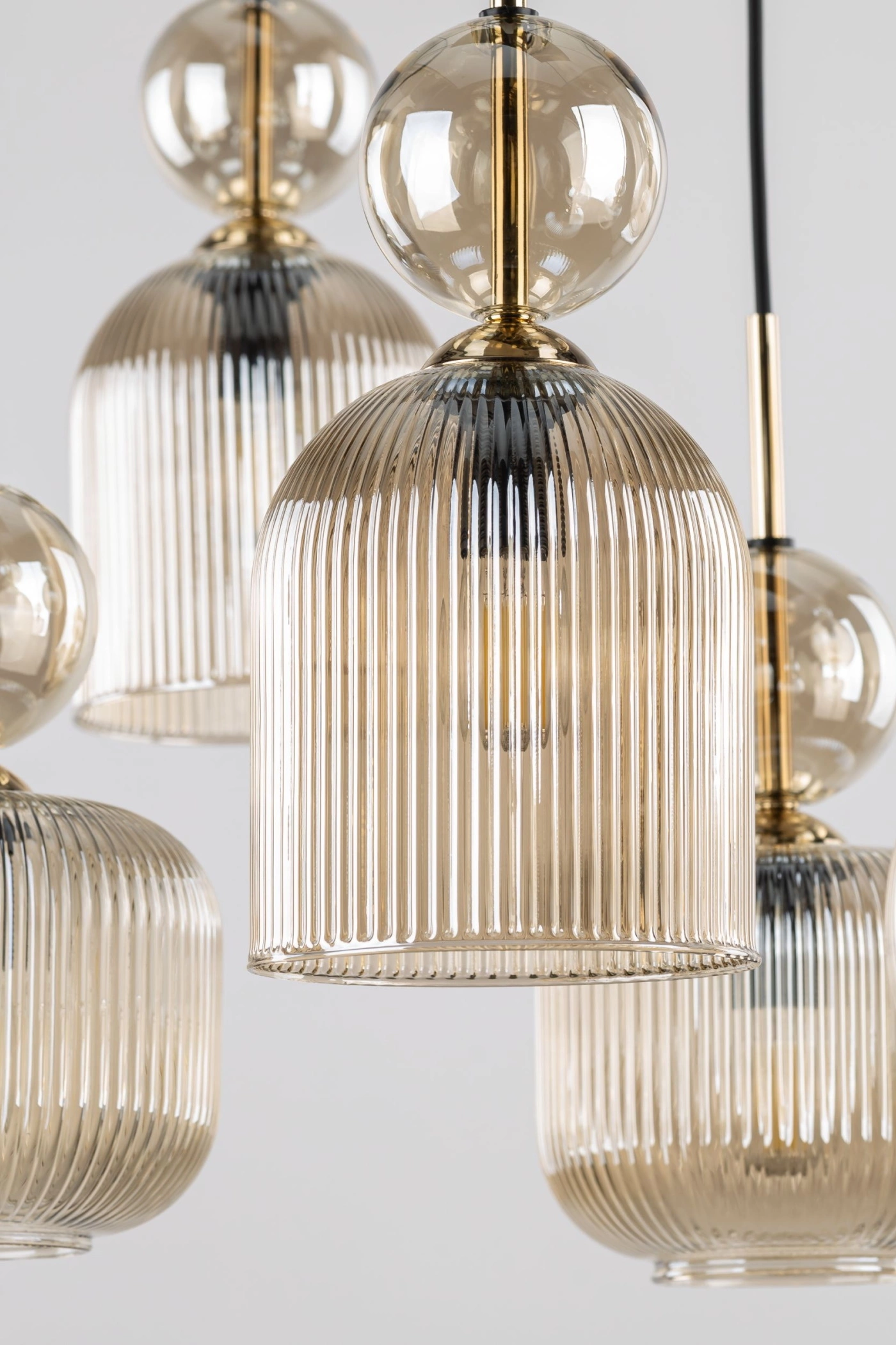   
                        
                        Люстра TK LIGHTING (Польша) 34412    
                         В стиле Модерн.  
                        Тип источника света: светодиодная лампа, сменная.                         Форма: Прямоугольник.                         Цвета плафонов и подвесок: Желтый.                         Материал: Стекло.                          фото 7