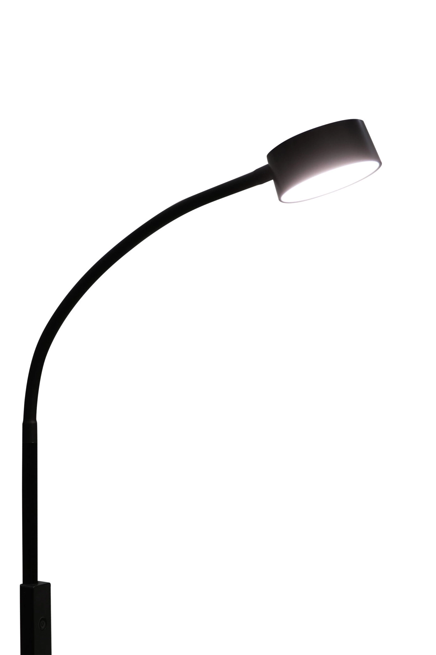   
                        
                        Торшер GOLDLUX (Польша) 34700    
                         В стиле Хай-тек.  
                        Тип источника света: встроенный led-модуль, несъемный.                                                 Цвета плафонов и подвесок: Черный.                         Материал: Металл.                          фото 4