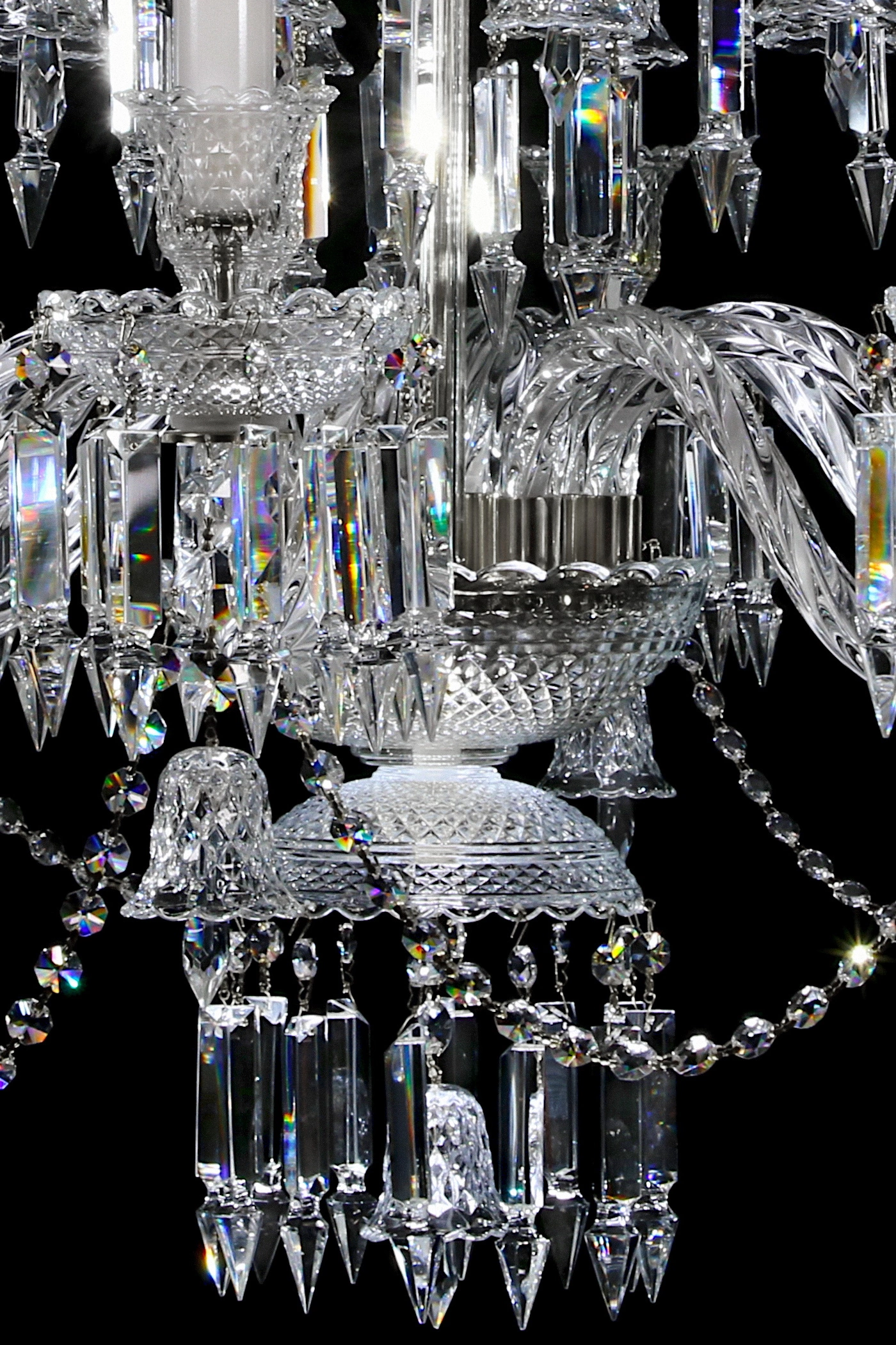   
                        
                        Кришталева люстра ARTGLASS (Чехія) 35210    
                         У стилі Класика.  
                        Тип джерела світла: світлодіодна лампа, змінна.                         Форма: Коло.                         Кольори плафонів і підвісок: Прозорий.                         Матеріал: Кришталь.                          фото 7