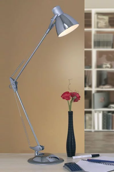   
                        Настольная лампа EGLO  (Австрия) 35904    
                         в стиле Хай-тек.  
                        Тип источника света: светодиодная лампа, сменная.                                                 Цвета плафонов и подвесок: Серый.                         Материал: Сталь, Пластик.                          фото 3