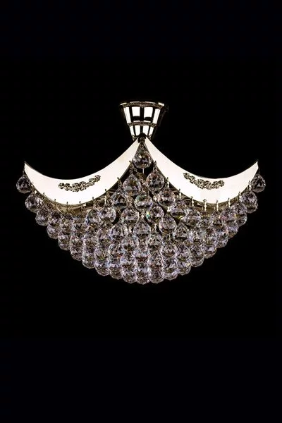   
                        
                        Хрустальная люстра ARTGLASS (Чехия) 38957    
                         В стиле Классика.  
                        Тип источника света: светодиодная лампа, сменная.                         Форма: Квадрат.                         Цвета плафонов и подвесок: Прозрачный.                         Материал: Хрусталь.                          фото 1