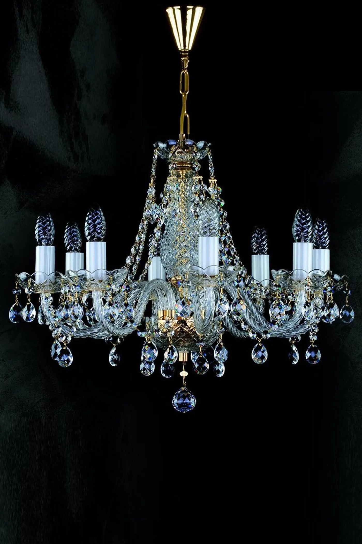   
                        
                        Кришталева люстра ARTGLASS (Чехія) 39126    
                         У стилі Класика.  
                        Тип джерела світла: світлодіодна лампа, змінна.                         Форма: Коло.                         Кольори плафонів і підвісок: Прозорий.                         Матеріал: Кришталь.                          фото 1
