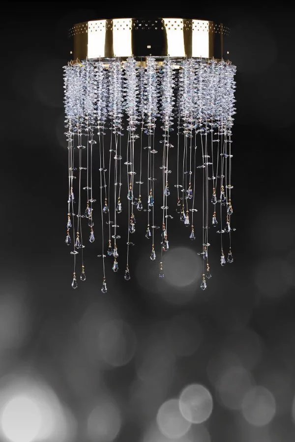   
                        
                        Кришталева люстра ARTGLASS (Чехія) 39273    
                         У стилі Арт-деко.  
                        Тип джерела світла: світлодіодна лампа, змінна.                         Форма: Коло.                         Кольори плафонів і підвісок: Прозорий.                         Матеріал: Кришталь.                          фото 3