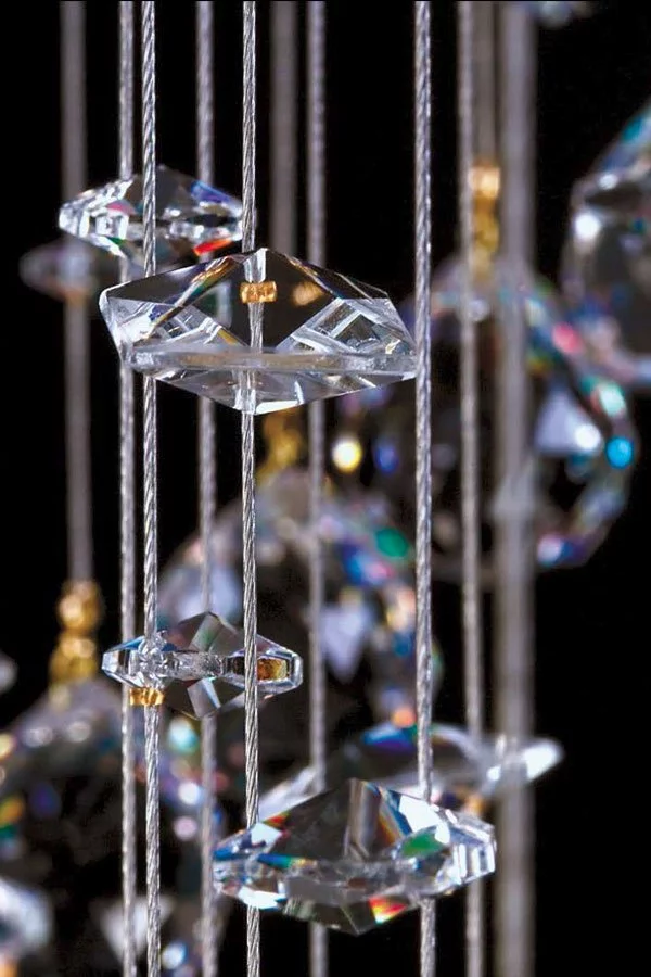   
                        
                        Кришталева люстра ARTGLASS (Чехія) 39413    
                         У стилі Арт-деко.  
                        Тип джерела світла: світлодіодна лампа, змінна.                         Форма: Коло.                         Кольори плафонів і підвісок: Прозорий.                         Матеріал: Кришталь.                          фото 4
