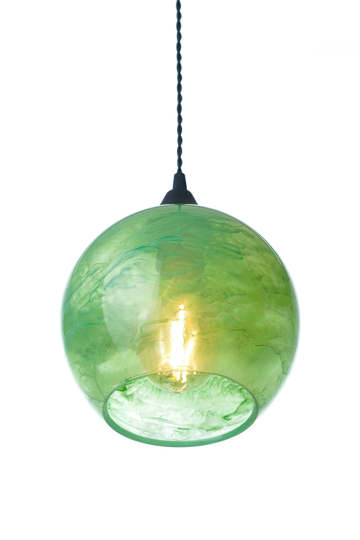   
                        
                        Люстра NB LIGHT (Україна) 39543    
                         У стилі Модерн.  
                        Тип джерела світла: світлодіодна лампа, змінна.                         Форма: Куля.                         Кольори плафонів і підвісок: Зелений.                         Матеріал: Скло.                          фото 4