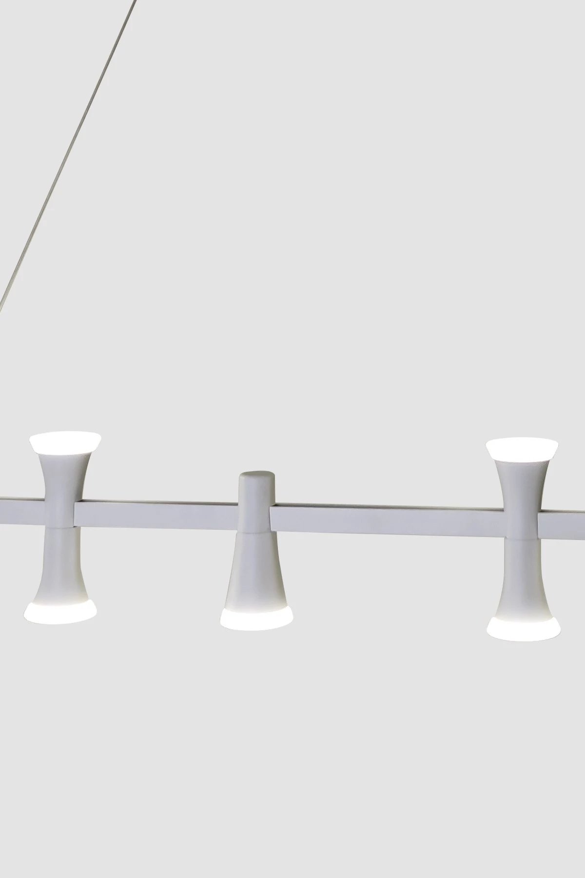   
                        
                        Люстра LAGUNA LIGHTING (Україна) 39939    
                         У стилі Модерн.  
                        Тип джерела світла: вбудований led-модуль, незмінний.                         Форма: Прямокутник.                         Кольори плафонів і підвісок: Прозорий.                         Матеріал: Скло.                          фото 2