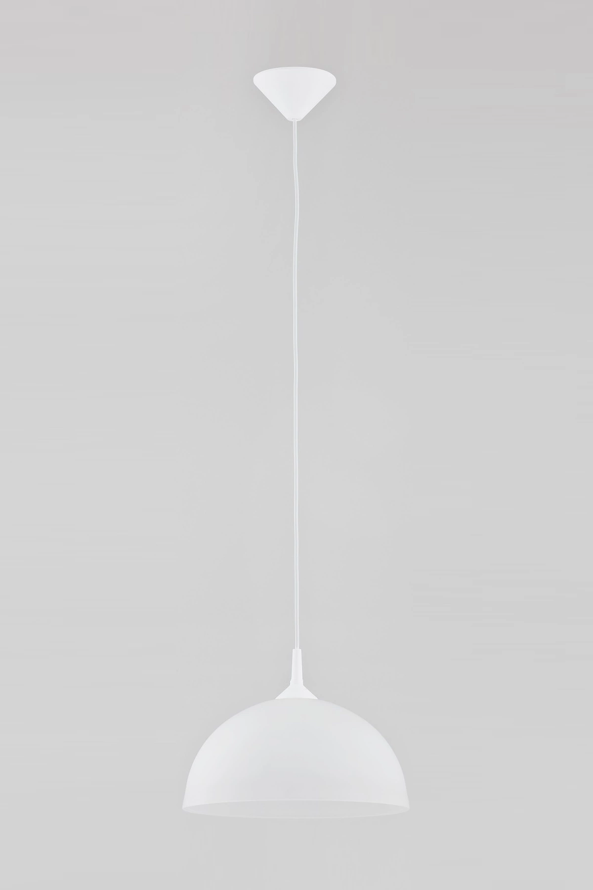   
                        
                        Люстра ALFA (Польща) 40267    
                         у стилі Модерн.  
                        Тип джерела світла: світлодіодна лампа, змінна.                         Форма: Коло.                         Кольори плафонів і підвісок: Білий.                         Матеріал: Скло.                          фото 1