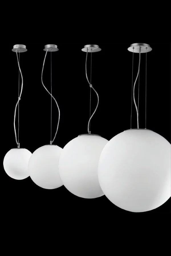   
                        Люстра IDEAL LUX  (Италия) 41801    
                         в стиле модерн, скандинавский.  
                        Тип источника света: светодиодные led, энергосберегающие, накаливания.                         Форма: шар.                         Цвета плафонов и подвесок: белый.                         Материал: стекло.                          фото 2