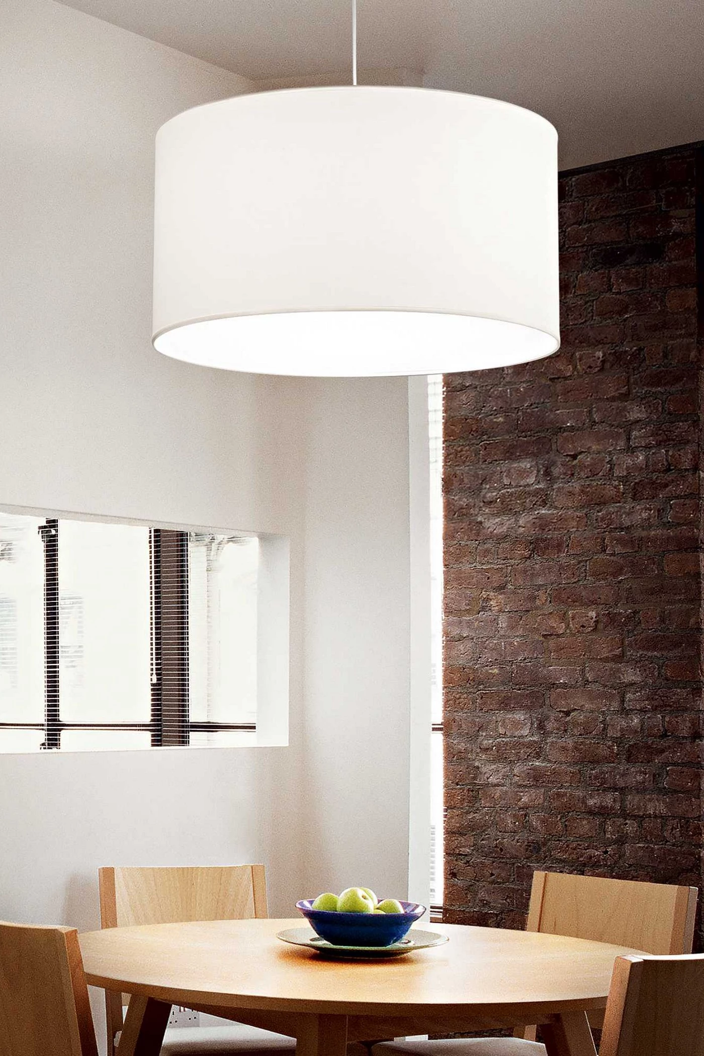   
                        
                        Люстра IDEAL LUX (Италия) 45031    
                         В стиле Хай-тек.  
                        Тип источника света: светодиодная лампа, сменная.                         Форма: Круг.                                                                          фото 2
