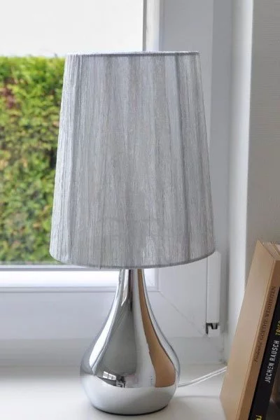   
                        
                        Настільна лампа IDEAL LUX (Італія) 48473    
                         у стилі Модерн, Скандинавський.  
                        Тип джерела світла: світлодіодна лампа, змінна.                                                 Кольори плафонів і підвісок: Сірий.                         Матеріал: Тканина.                          фото 4