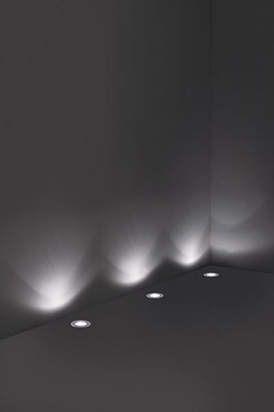   
                        Світильник вуличний IDEAL LUX (Італія) 48796    
                         у стилі хай-тек.  
                        Тип джерела світла: cвітлодіодні led, галогенні.                                                 Кольори плафонів і підвісок: прозорий.                         Матеріал: скло.                          фото 3