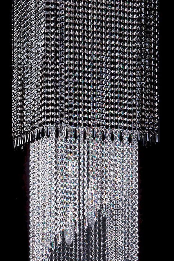   
                        Хрустальная люстра ARTGLASS  (Чехия) 49260    
                         в стиле Арт-деко.  
                        Тип источника света: светодиодная лампа, сменная.                         Форма: Квадрат.                         Цвета плафонов и подвесок: Прозрачный.                         Материал: Хрусталь.                          фото 2