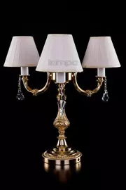   
                        Настільна лампа ARTGLASS (Чехія) 49264    
                         у стилі Класика.  
                        Тип джерела світла: світлодіодна лампа, змінна.                                                 Кольори плафонів і підвісок: Білий, Прозорий.                         Матеріал: Кришталь.                          фото 1