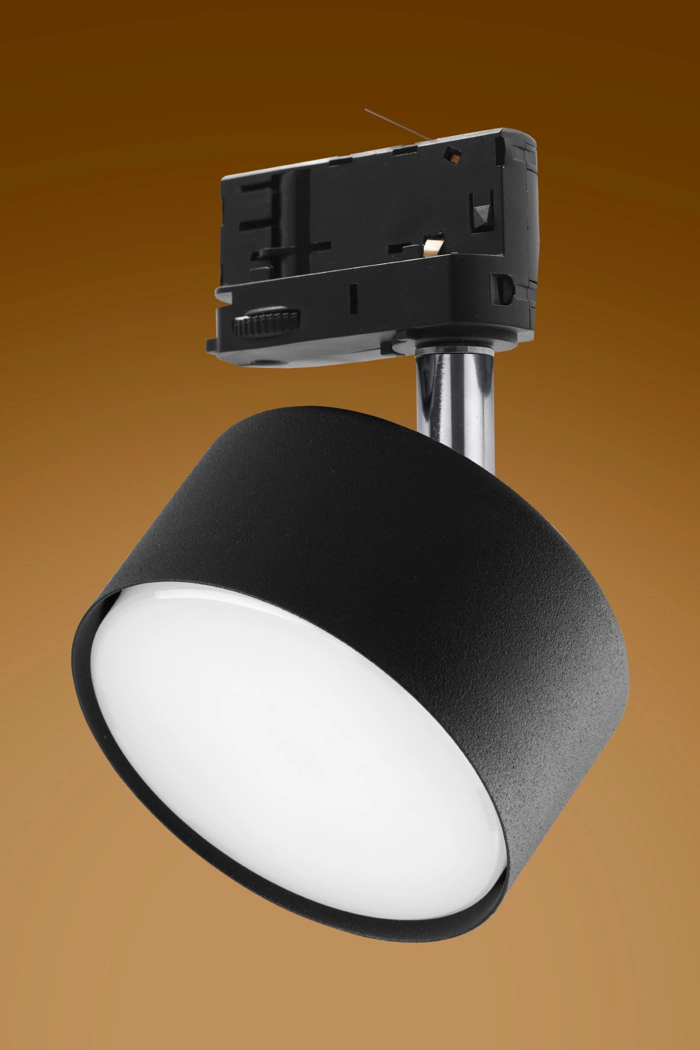   
                        
                        Трековий світильник TK LIGHTING (Польща) 49525    
                         У стилі Хай-тек.  
                        Тип джерела світла: світлодіодна лампа, змінна.                         Форма: Коло.                         Кольори плафонів і підвісок: Чорний.                         Матеріал: Метал.                          фото 3