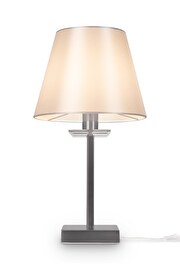   
                        Настільна лампа FREYA (Німеччина) 49981    
                         у стилі класика.  
                        Тип джерела світла: cвітлодіодні led, енергозберігаючі, розжарювання.                                                 Кольори плафонів і підвісок: білий, прозорий.                         Матеріал: тканина, кришталь.                          фото 1
