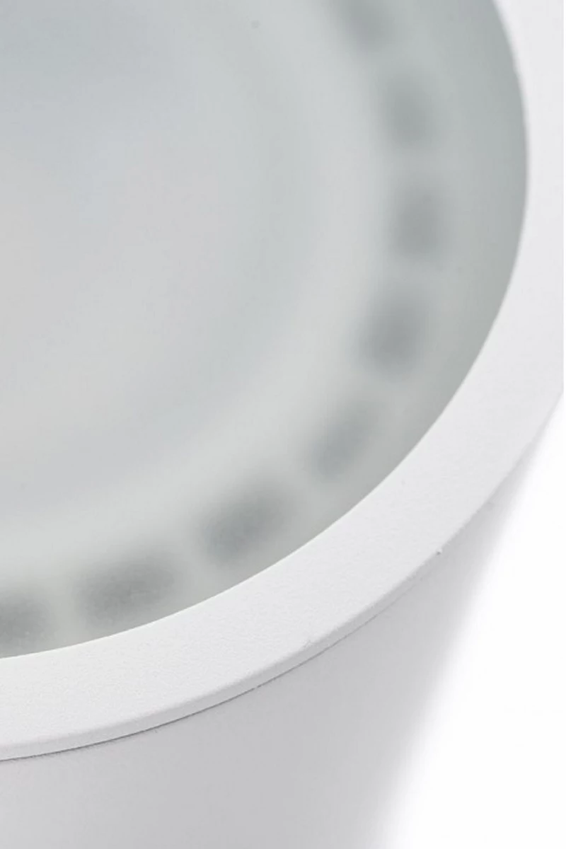   
                        
                        Точковий світильник AZZARDO (Польща) 50154    
                         у стилі Хай-тек.  
                        Тип джерела світла: світлодіодна лампа, змінна.                         Форма: Коло.                         Кольори плафонів і підвісок: Прозорий.                         Матеріал: Скло.                          фото 4