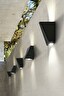   
                        Декоративна підсвітка AZZARDO (Польща) 50189    
                         у стилі лофт.  
                        Тип джерела світла: вбудовані світлодіоди led.                                                 Кольори плафонів і підвісок: чорний.                         Матеріал: алюміній.                          фото 4