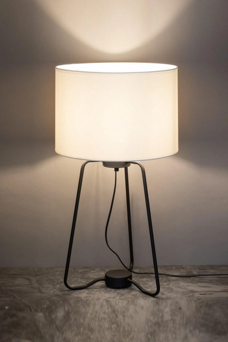   
                        
                        Настільна лампа TK LIGHTING (Польща) 51542    
                         у стилі Модерн.  
                        Тип джерела світла: світлодіодна лампа, змінна.                                                 Кольори плафонів і підвісок: Білий.                         Матеріал: Тканина.                          фото 6