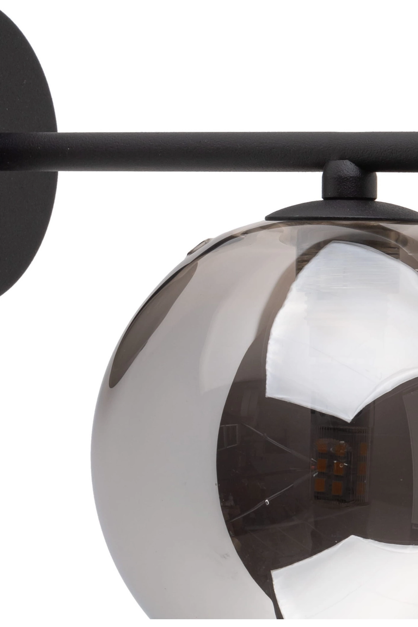   
                        
                        Бра TK LIGHTING (Польша) 51584    
                         В стиле Хай-тек.  
                        Тип источника света: светодиодная лампа, сменная.                                                 Цвета плафонов и подвесок: Серый.                         Материал: Стекло.                          фото 2