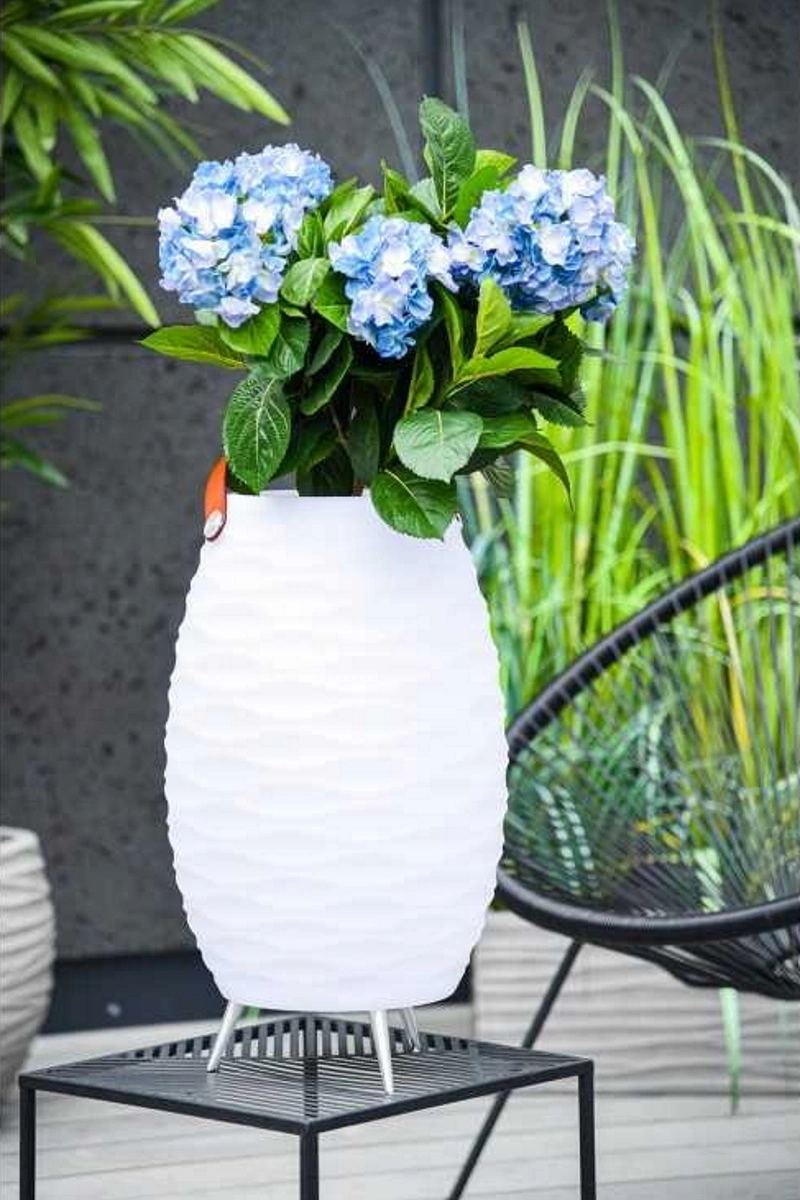 Світильник вуличний AZZARDO (Польща) 52030    
                         У стилі Модерн.  
                        Тип джерела світла: вбудований led-модуль, незмінний.                                                 Кольори плафонів і підвісок: Білий.                         Матеріал: Пластик.                          фото 8