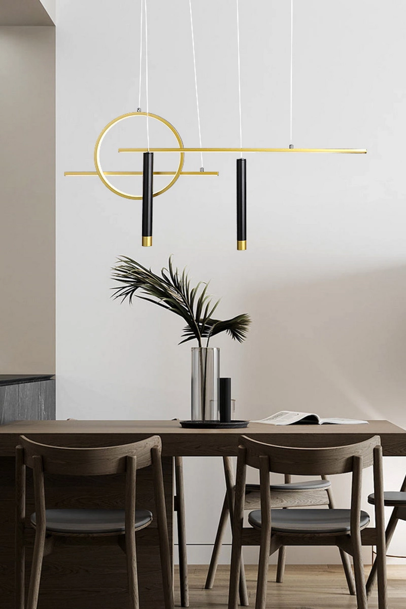   
                        
                        Люстра LAGUNA LIGHTING (Україна) 52765    
                         У стилі Хай-тек.  
                        Тип джерела світла: вбудований led-модуль, незмінний.                         Форма: Багатоформний.                         Кольори плафонів і підвісок: Золото, Чорний.                         Матеріал: Алюміній, Пластик.                          фото 2