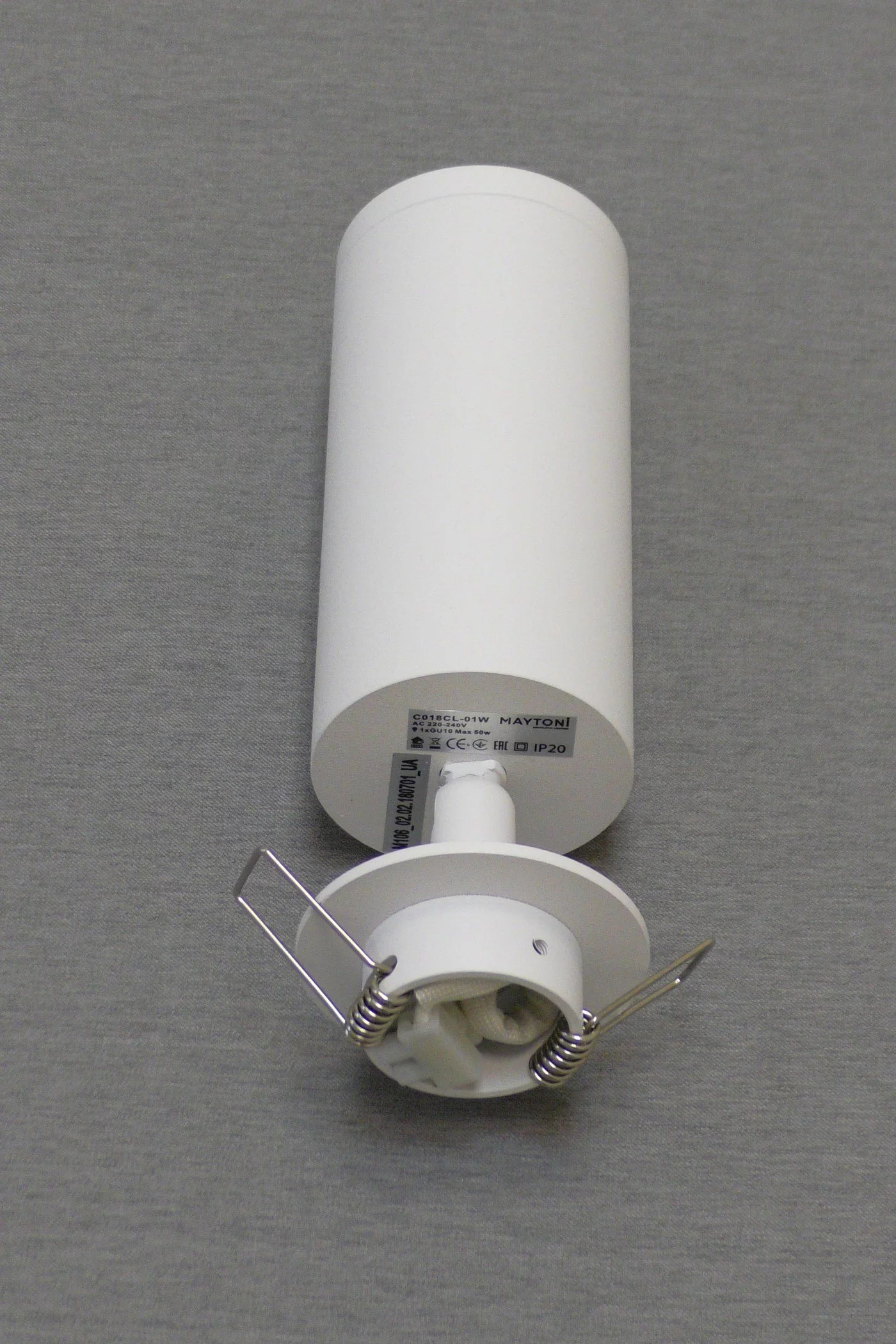   
                        Точковий світильник VASMAR (Україна) 53301    
                         у стилі Лофт.  
                        Тип джерела світла: cвітлодіодні led, галогенні.                         Форма: Циліндр.                         Кольори плафонів і підвісок: Білий.                         Матеріал: Алюміній.                          фото 4