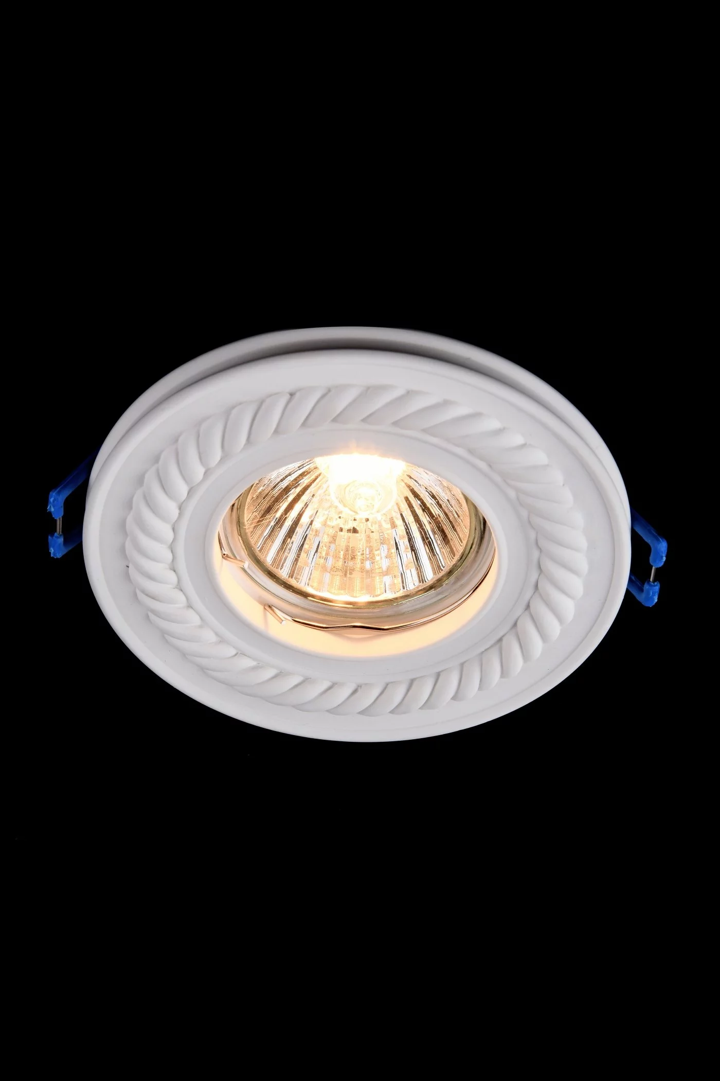   
                        
                        Точковий світильник VASMAR (Україна) 53368    
                         у стилі Прованс.  
                        Тип джерела світла: світлодіодна лампа, змінна.                         Форма: Коло.                         Кольори плафонів і підвісок: Білий.                         Матеріал: Гіпс.                          фото 3