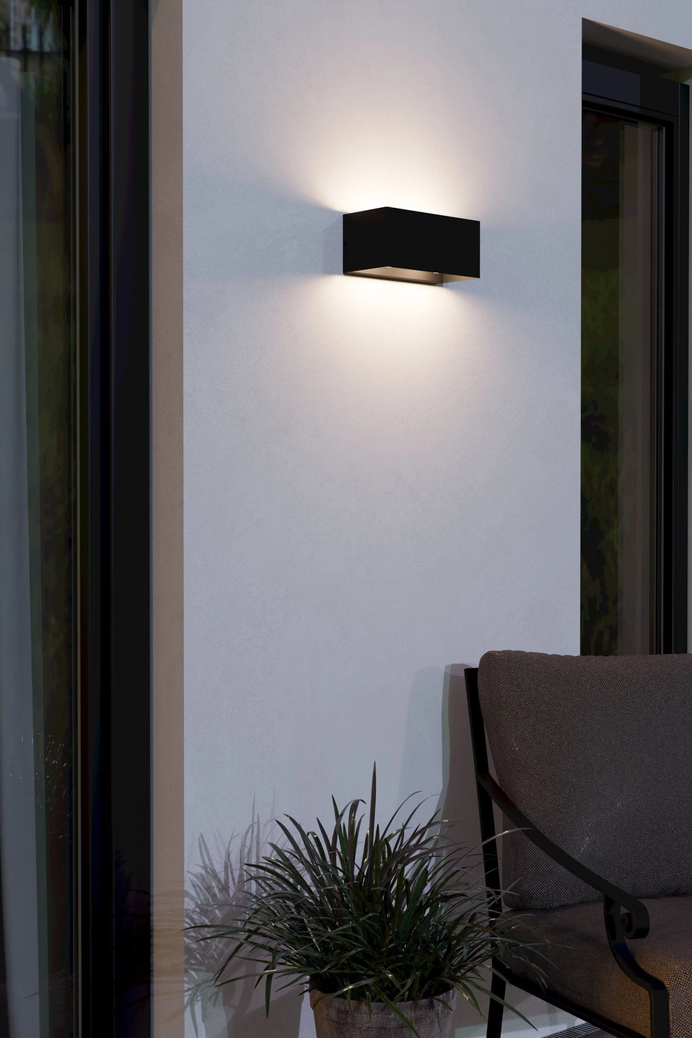   
                        Світильник вуличний EGLO (Австрія) 53701    
                         у стилі Модерн.  
                        Тип джерела світла: вбудовані світлодіоди led.                                                 Кольори плафонів і підвісок: Чорний, Прозорий.                         Матеріал: Алюміній, Скло.                          фото 2