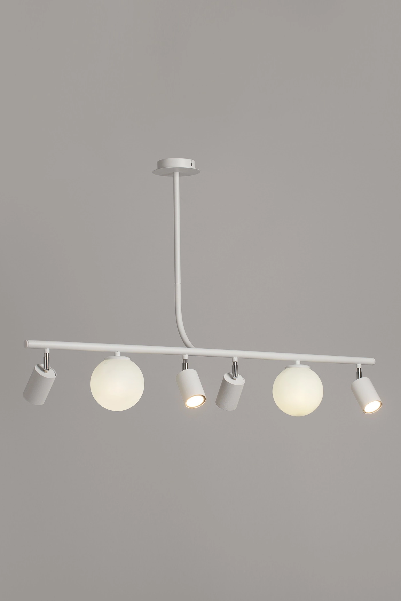   
                        
                        Люстра NB LIGHT (Україна) 54283    
                         У стилі Хай-тек.  
                        Тип джерела світла: світлодіодна лампа, змінна.                         Форма: Прямокутник.                         Кольори плафонів і підвісок: Білий.                         Матеріал: Метал, Скло.                          фото 4