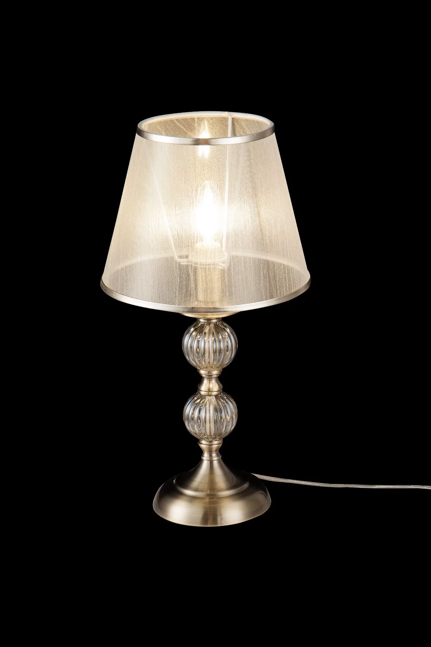   
                        
                        Настільна лампа VASMAR (Україна) 54872    
                         у стилі Класика.  
                        Тип джерела світла: світлодіодна лампа, змінна.                                                 Кольори плафонів і підвісок: Бронза.                         Матеріал: Тканина, Пластик.                          фото 2