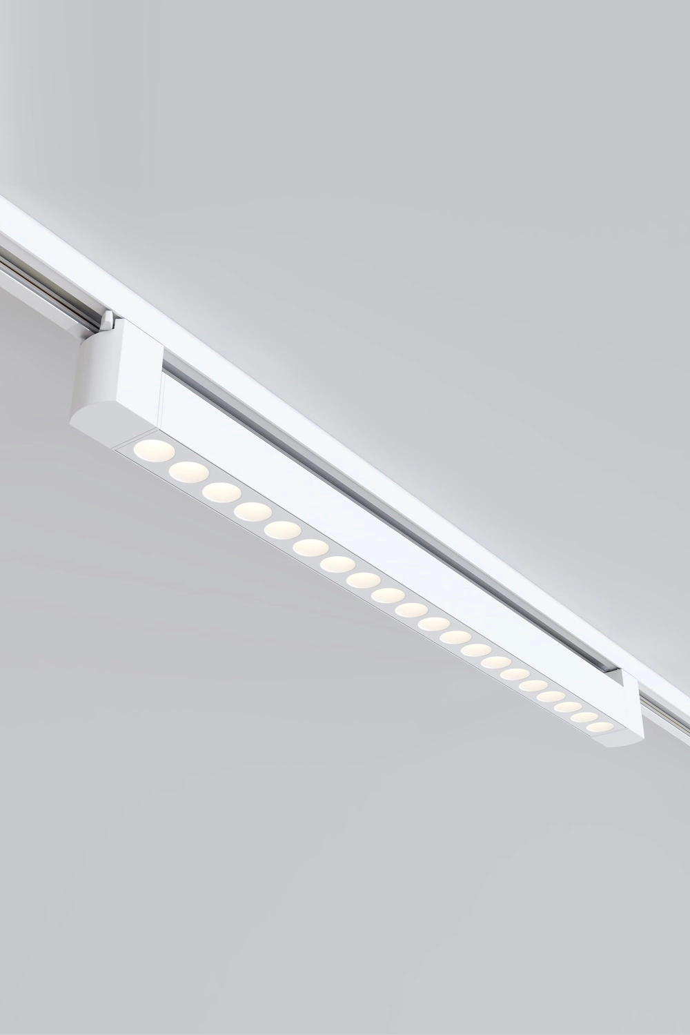   
                        
                        Трековый светильник VASMAR (Украина) 55114    
                         в стиле Хай-тек.  
                        Тип источника света: встроенный led-модуль, несъемный.                                                 Цвета плафонов и подвесок: Белый.                         Материал: Металл.                          фото 3