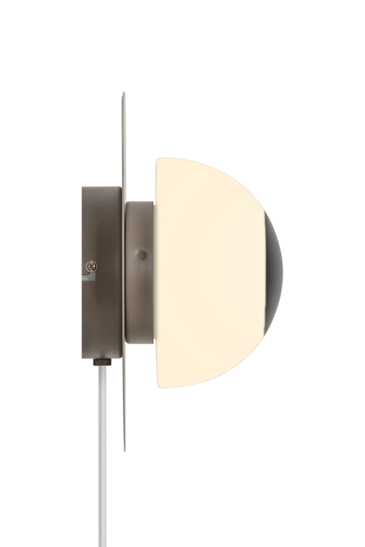   
                        
                        Светильник настенный NORDLUX (Дания) 55332    
                         в стиле Модерн.  
                        Тип источника света: светодиодная лампа, сменная.                                                 Цвета плафонов и подвесок: Белый, Черный.                         Материал: Стекло.                          фото 3