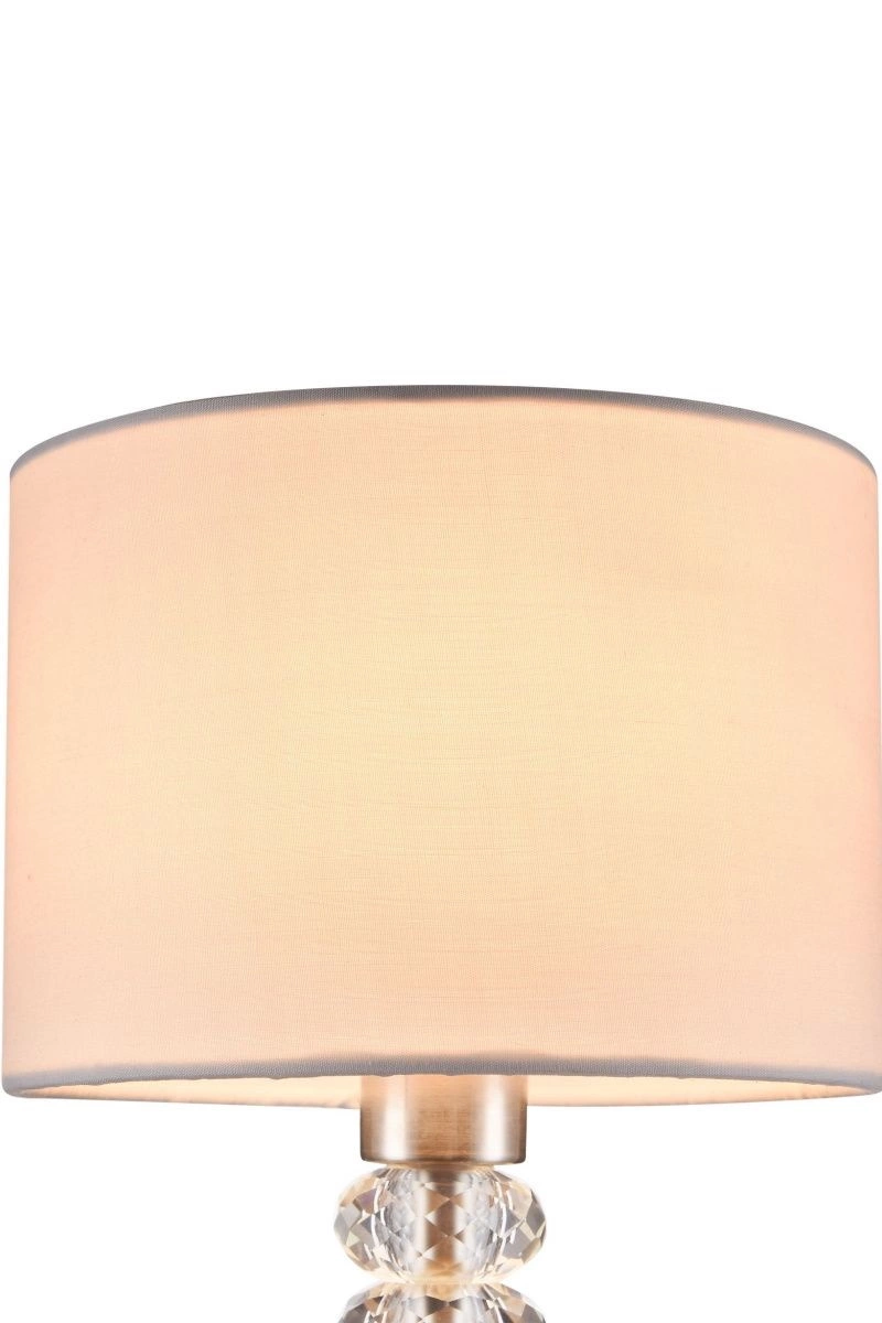   
                        
                        Бра VASMAR (Украина) 55868    
                         В стиле Модерн.  
                        Тип источника света: светодиодная лампа, сменная.                                                 Цвета плафонов и подвесок: Белый, Прозрачный.                         Материал: Ткань.                          фото 3