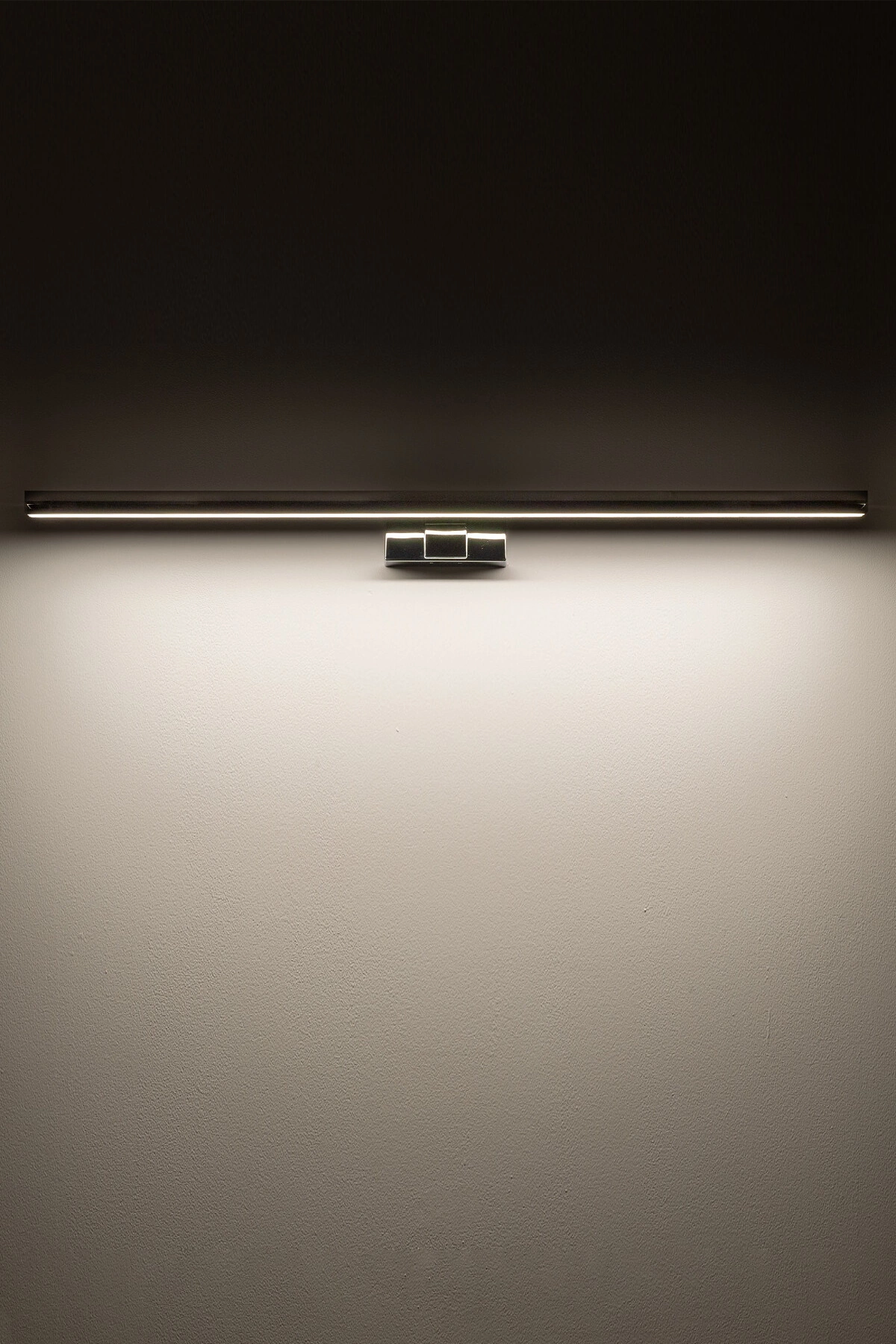   
                        
                        Подсветка для ванной NOWODVORSKI (Польша) 56151    
                         в стиле Хай-тек.  
                        Тип источника света: встроенный led-модуль, несъемный.                                                 Цвета плафонов и подвесок: Серый.                         Материал: Алюминий, Пластик.                          фото 10
