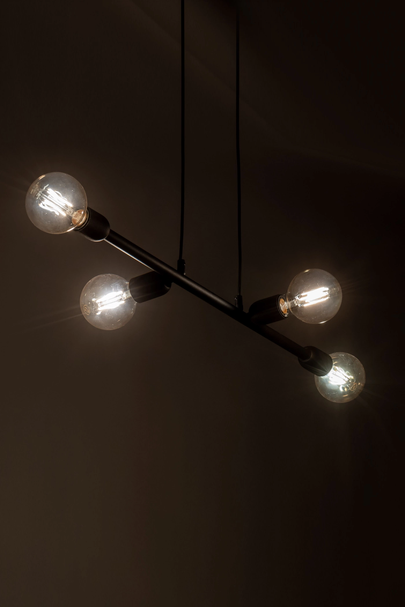   
                        
                        Люстра TK LIGHTING (Польща) 57213    
                         У стилі Лофт, Хай-тек.  
                        Тип джерела світла: світлодіодна лампа, змінна.                         Форма: Прямокутник.                                                                          фото 7