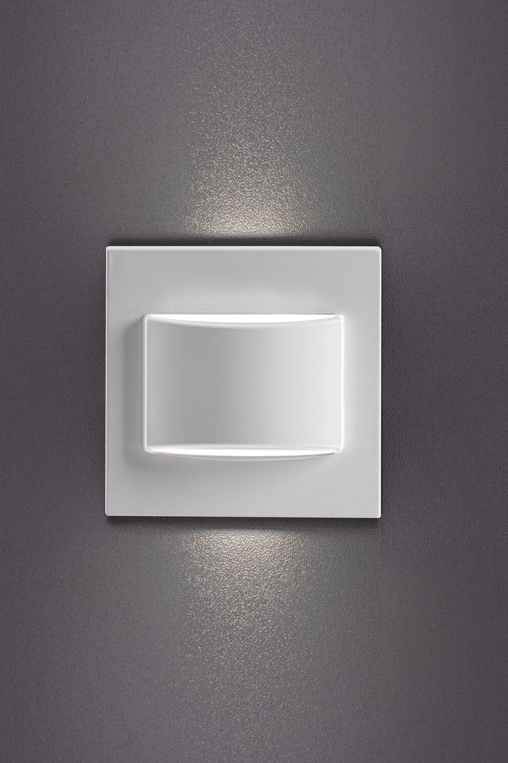   
                        
                        Декоративная подсветка KANLUX (Польша) 57505    
                         в стиле Модерн.  
                        Тип источника света: встроенный led-модуль, несъемный.                         Форма: Квадрат.                         Цвета плафонов и подвесок: Белый.                         Материал: Пластик.                          фото 2