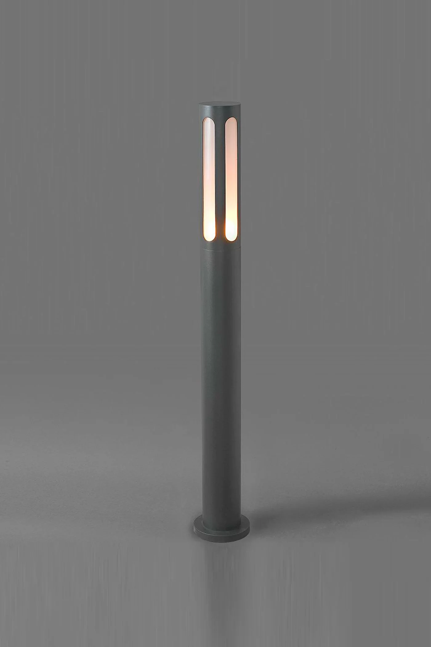   
                        
                        Світильник вуличний NOWODVORSKI (Польща) 58199    
                         у стилі Хай-тек.  
                        Тип джерела світла: світлодіодна лампа, змінна.                                                 Кольори плафонів і підвісок: Білий.                         Матеріал: Скло.                          фото 1