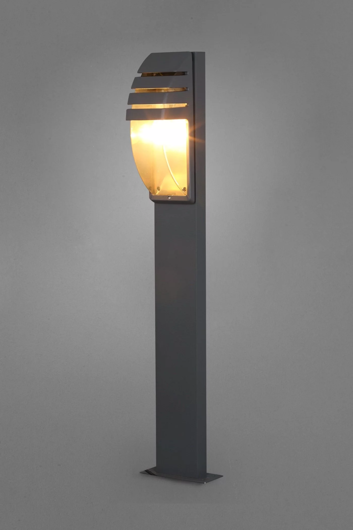   
                        Світильник вуличний NOWODVORSKI (Польща) 58203    
                         у стилі Модерн.  
                        Тип джерела світла: cвітлодіодні led, енергозберігаючі, розжарювання.                                                 Кольори плафонів і підвісок: Прозорий.                         Матеріал: Пластик.                          фото 1