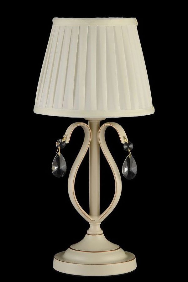   
                        Настільна лампа MAYTONI (Німеччина) 58578    
                         у стилі класика.  
                        Тип джерела світла: cвітлодіодні led, енергозберігаючі, розжарювання.                                                 Кольори плафонів і підвісок: білий, прозорий.                         Матеріал: тканина, кришталь.                          фото 3