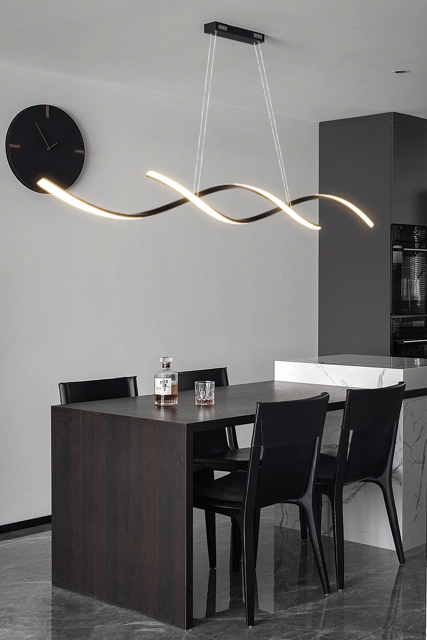   
                        
                        Люстра LAGUNA LIGHTING (Украина) 59492    
                         в стиле Хай-тек, Лофт.  
                        Тип источника света: встроенный led-модуль, несъемный.                         Форма: Прямоугольник.                         Цвета плафонов и подвесок: Черный, Белый.                         Материал: Алюминий, Силикон.                          фото 3