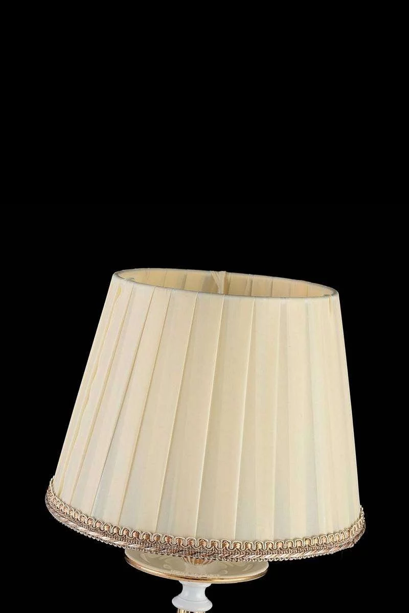   
                        
                        Настольная лампа MAYTONI (Германия) 60998    
                         в стиле Классика, Прованс.  
                        Тип источника света: светодиодная лампа, сменная.                                                 Цвета плафонов и подвесок: Бежевый.                         Материал: Ткань.                          фото 5