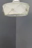   
                        Люстра MAYTONI  (Германия) 61026    
                         в стиле Классика, Прованс.  
                        Тип источника света: светодиодная лампа, сменная.                         Форма: Круг.                         Цвета плафонов и подвесок: Белый.                         Материал: Ткань, Стекло.                          фото 2