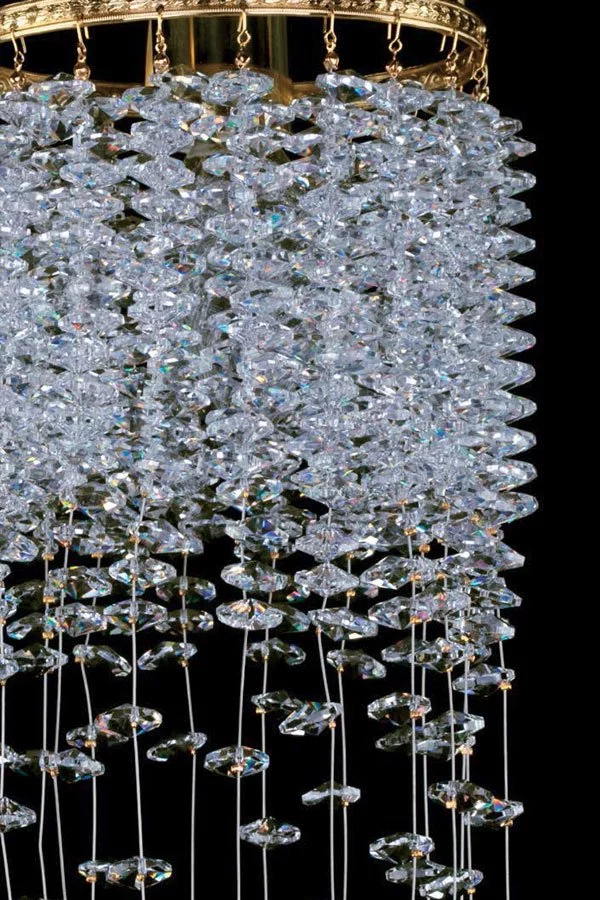   
                        
                        Кришталева люстра ARTGLASS (Чехія) 69099    
                         У стилі Арт-деко.  
                        Тип джерела світла: світлодіодна лампа, змінна.                         Форма: Прямокутник.                         Кольори плафонів і підвісок: Прозорий.                         Матеріал: Кришталь.                          фото 3