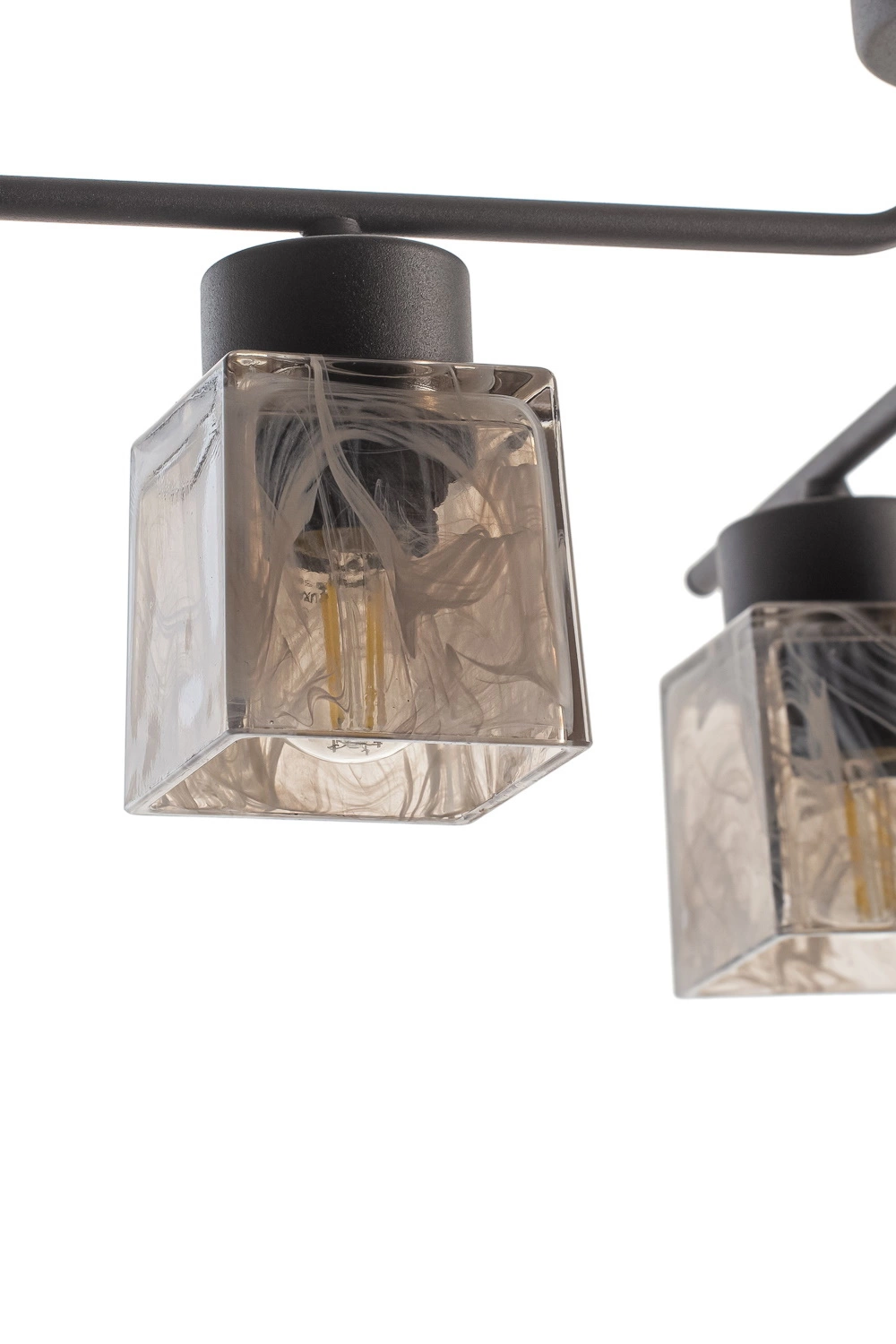   
                        
                        Люстра NB LIGHT (Україна) 70294    
                         У стилі Модерн.  
                        Тип джерела світла: світлодіодна лампа, змінна.                         Форма: Квадрат.                         Кольори плафонів і підвісок: Сірий.                         Матеріал: Скло.                          фото 2
