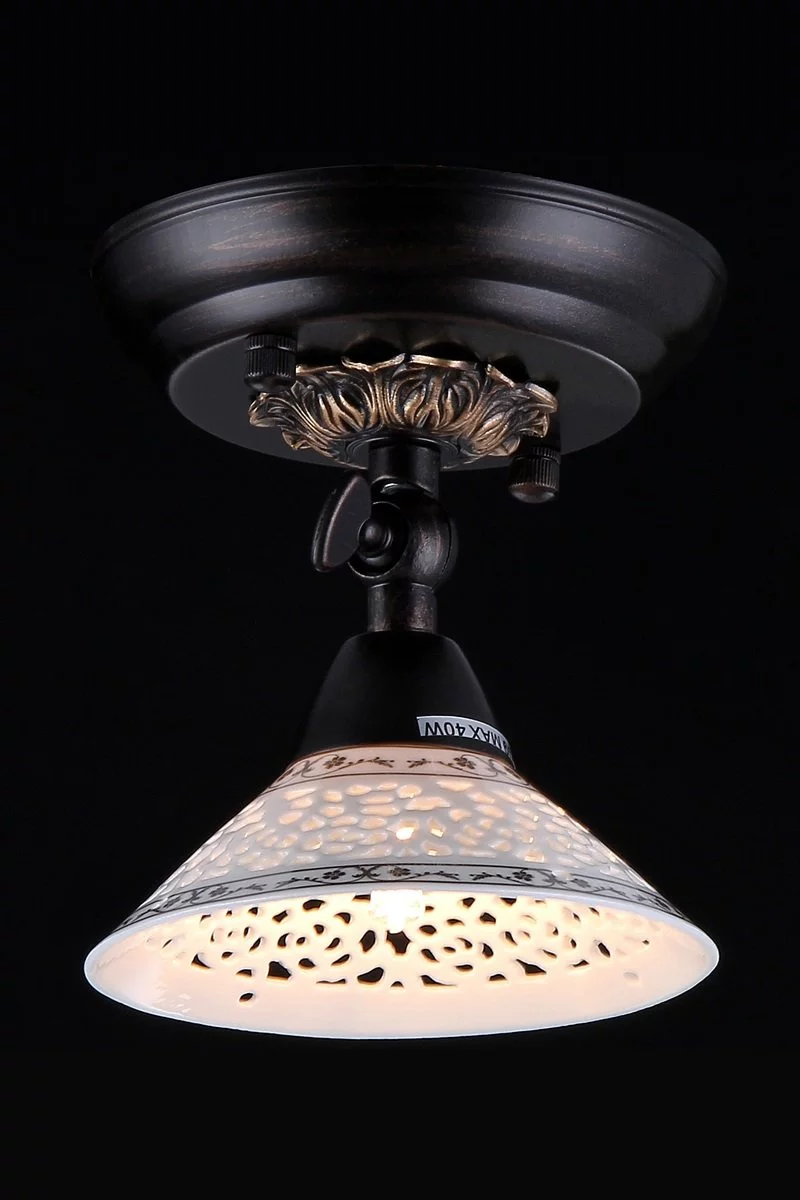   
                        
                        Точечный светильник MAYTONI (Германия) 71162    
                         в стиле Кантри.  
                        Тип источника света: светодиодная лампа, сменная.                         Форма: Круг.                         Цвета плафонов и подвесок: Белый, Рисунок.                         Материал: Стекло.                          фото 2